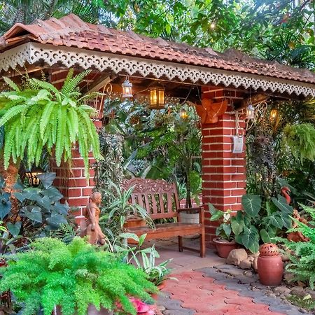 Palm Grove Cottages - Leisure Resort Бенаулим Экстерьер фото