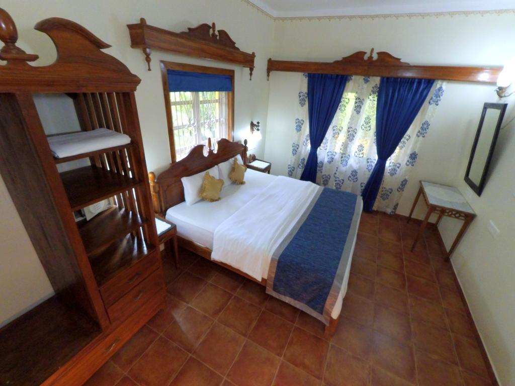 Palm Grove Cottages - Leisure Resort Бенаулим Экстерьер фото
