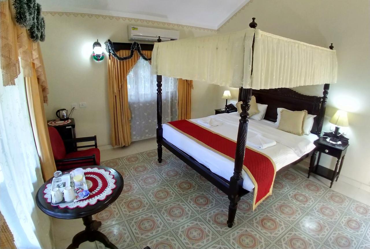 Palm Grove Cottages - Leisure Resort Бенаулим Экстерьер фото